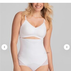 HONEYLOVE Superpower Brief